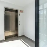 Burmeister 607 - Top Floor Corner 2 Bedroom Apartment With Sea And Lagoon Views - Onsite Parking